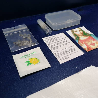 Disposable de-worming kit
Disposable de-worming kit