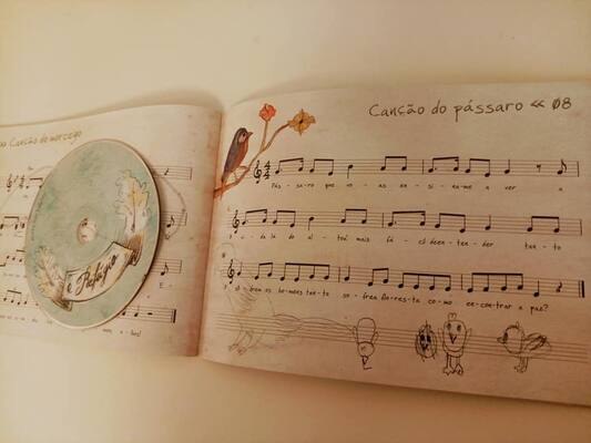 O Refúgio Booklet
O Refúgio Booklet